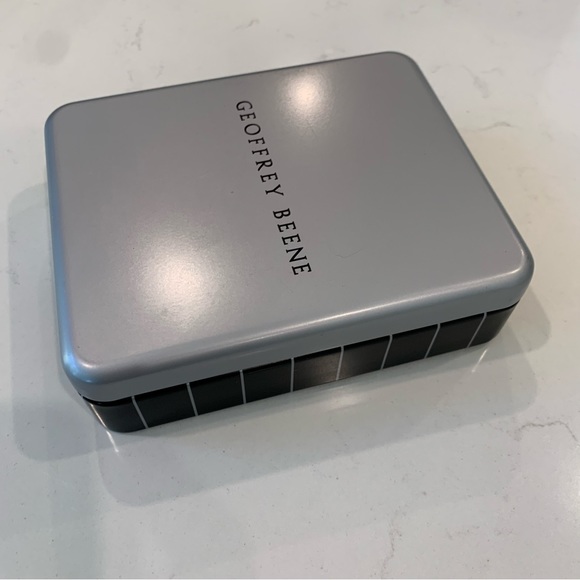 Geoffrey Beene black trifold wallet - Picture 6 of 7